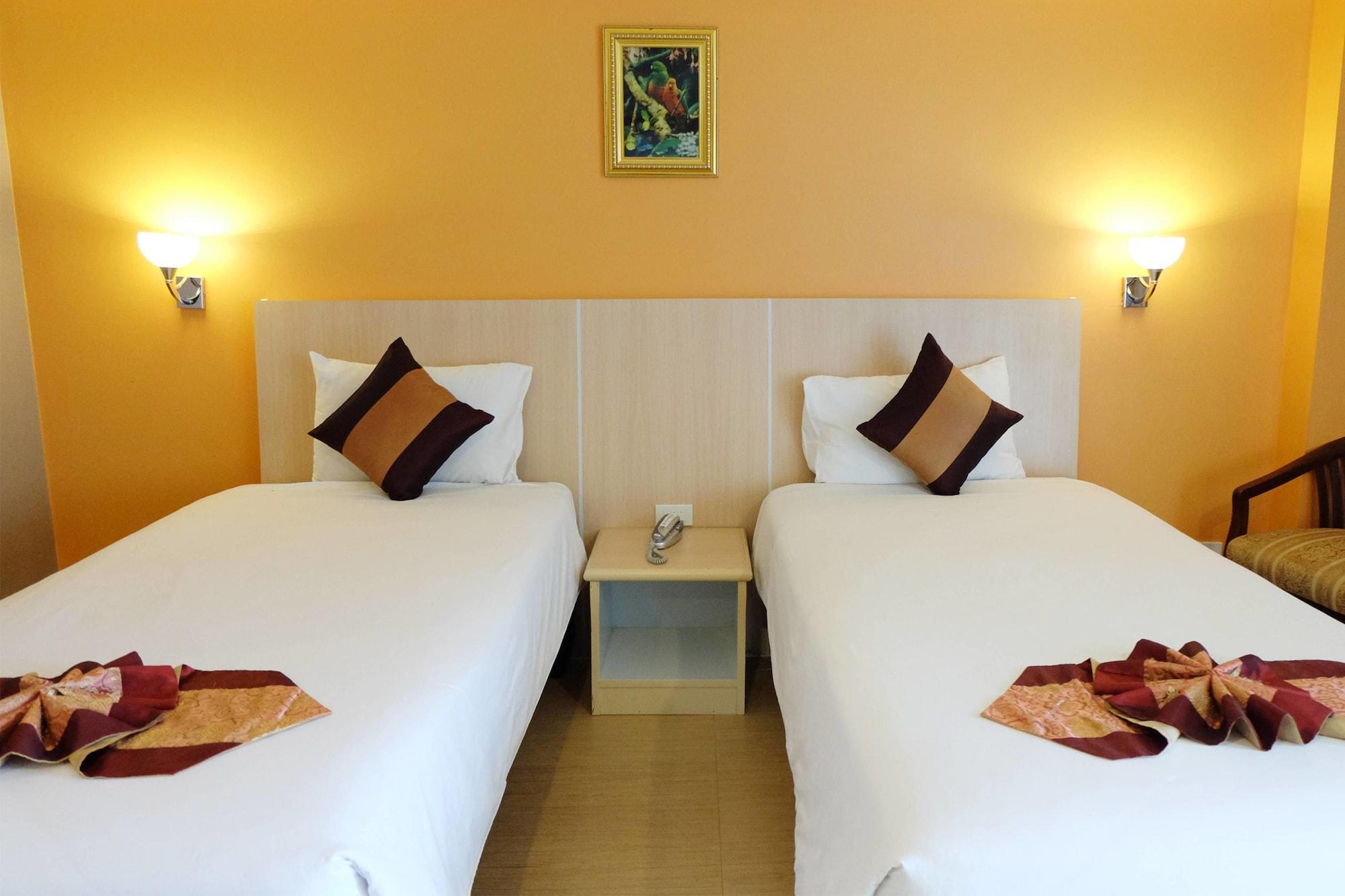 Grandhill Resort&Spa Nakhon Sawan Exterior foto