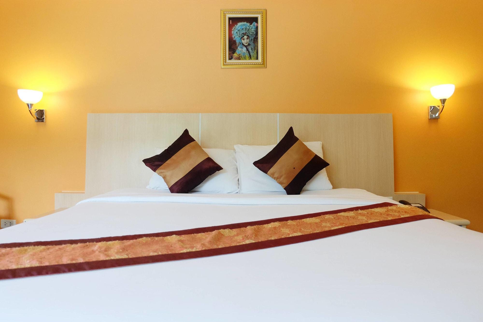 Grandhill Resort&Spa Nakhon Sawan Exterior foto