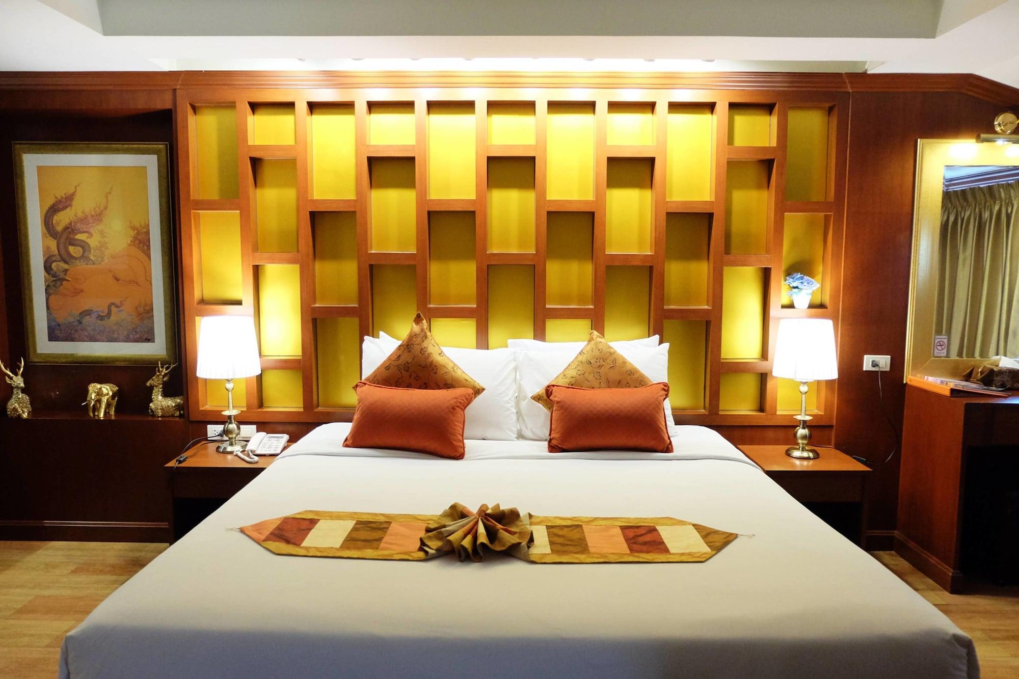Grandhill Resort&Spa Nakhon Sawan Exterior foto