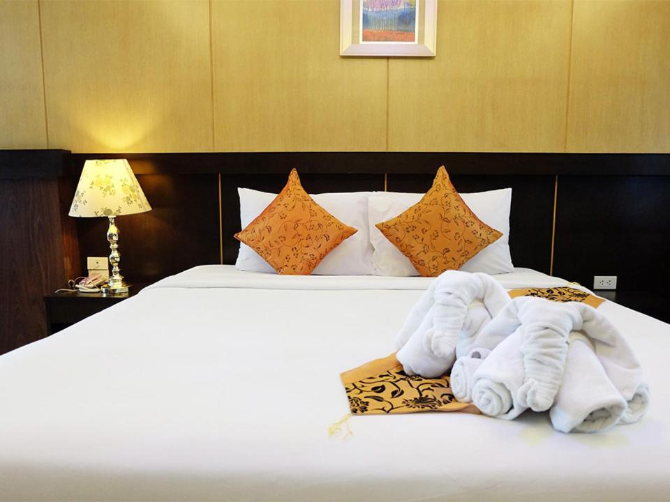 Grandhill Resort&Spa Nakhon Sawan Exterior foto