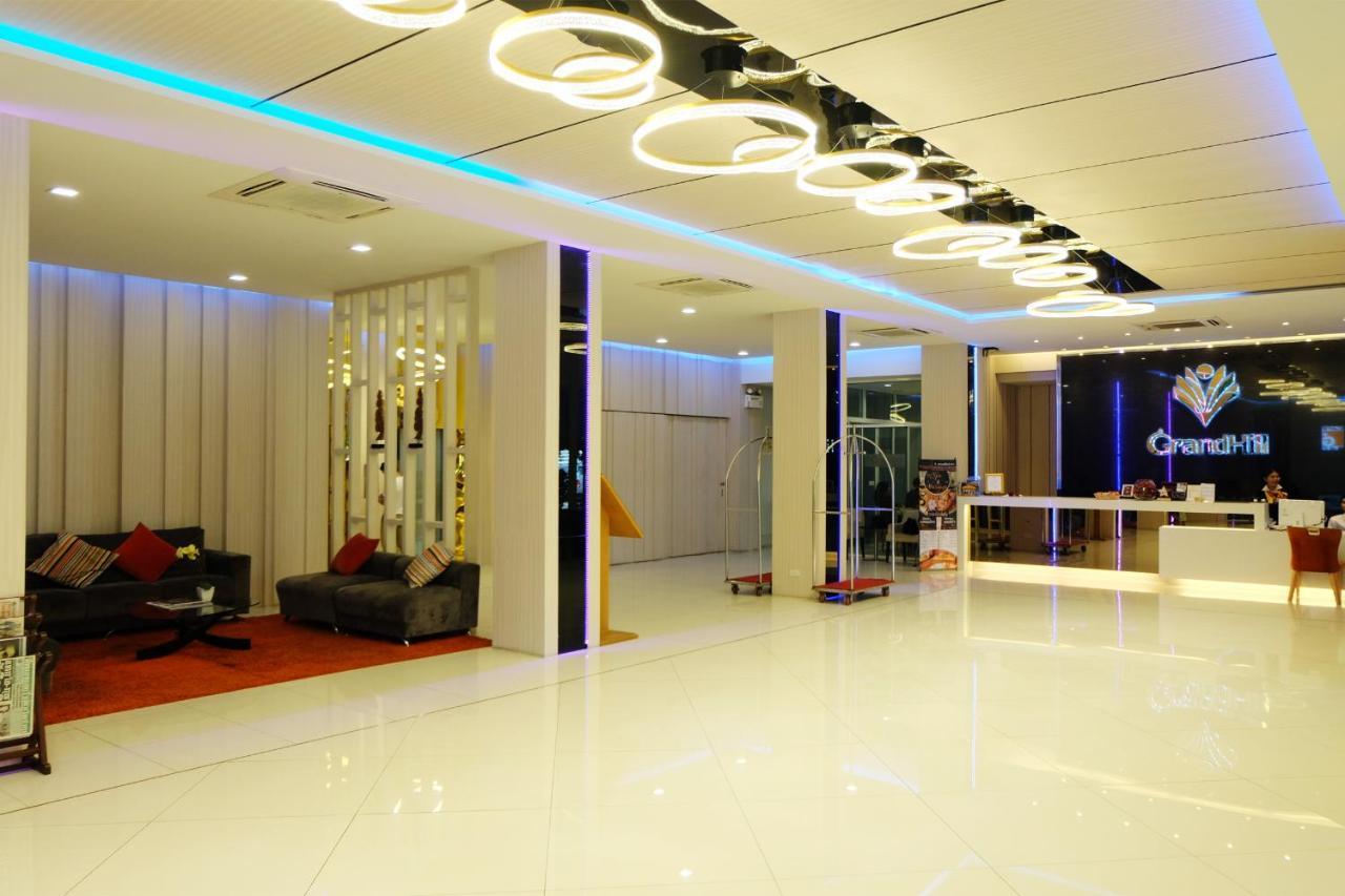 Grandhill Resort&Spa Nakhon Sawan Exterior foto